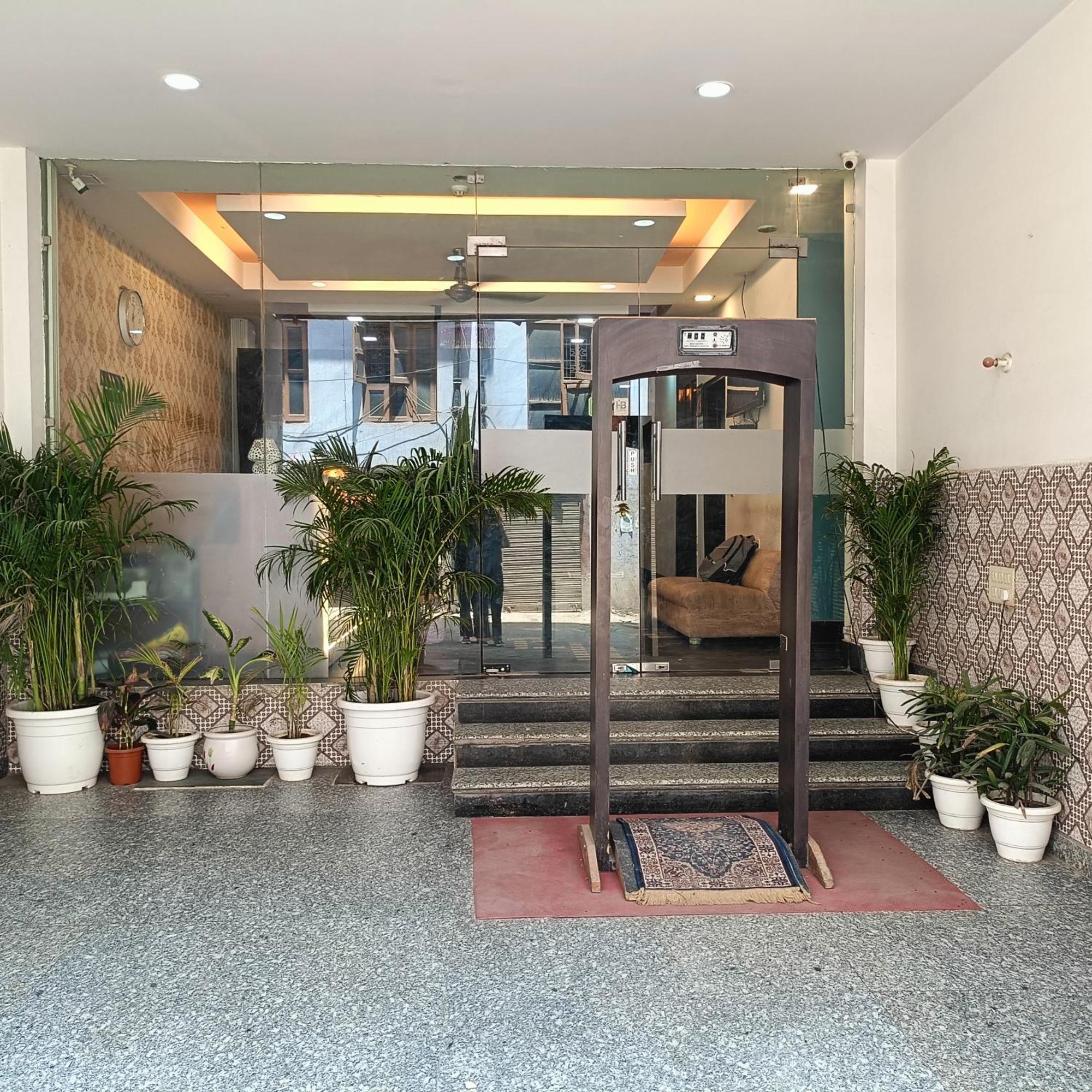 Hotel Delhi Airport Plaza IGI Airport Nuova Delhi Esterno foto