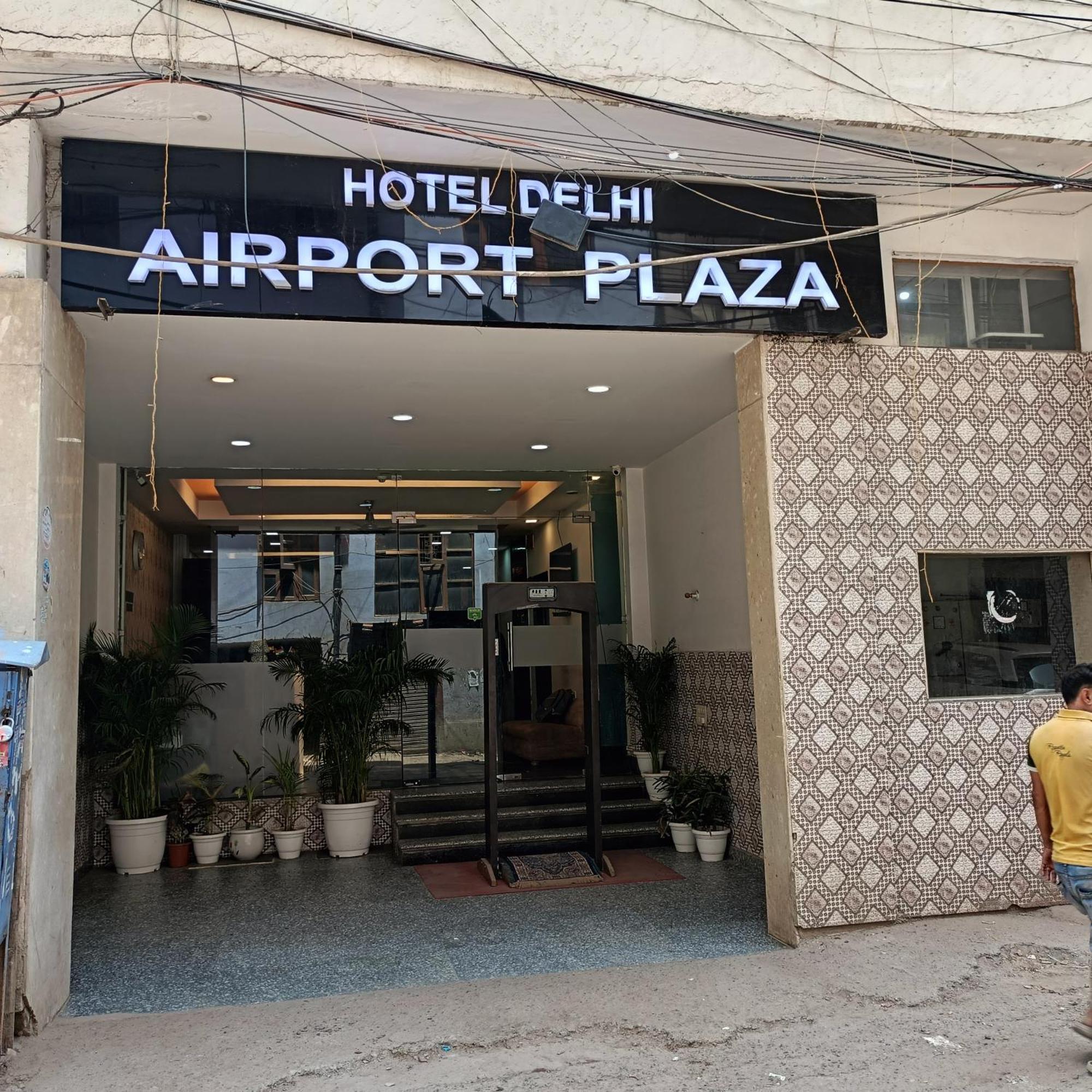 Hotel Delhi Airport Plaza IGI Airport Nuova Delhi Esterno foto